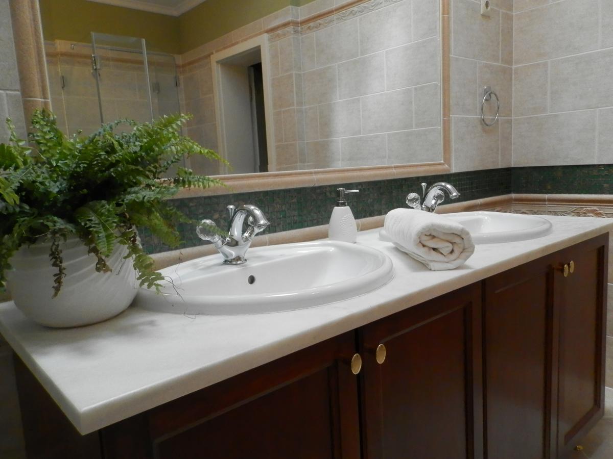 Nagyret Panzio Eger Bed and Breakfast Buitenkant foto