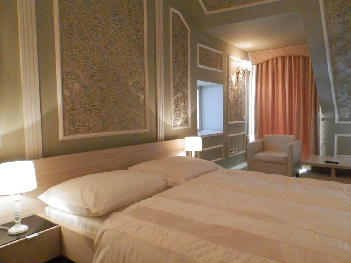 Nagyret Panzio Eger Bed and Breakfast Buitenkant foto