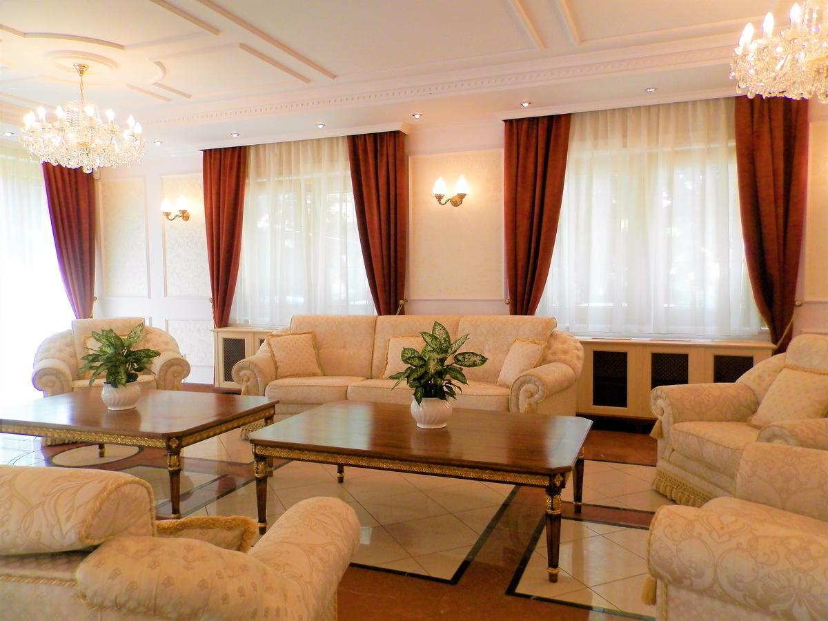Nagyret Panzio Eger Bed and Breakfast Buitenkant foto
