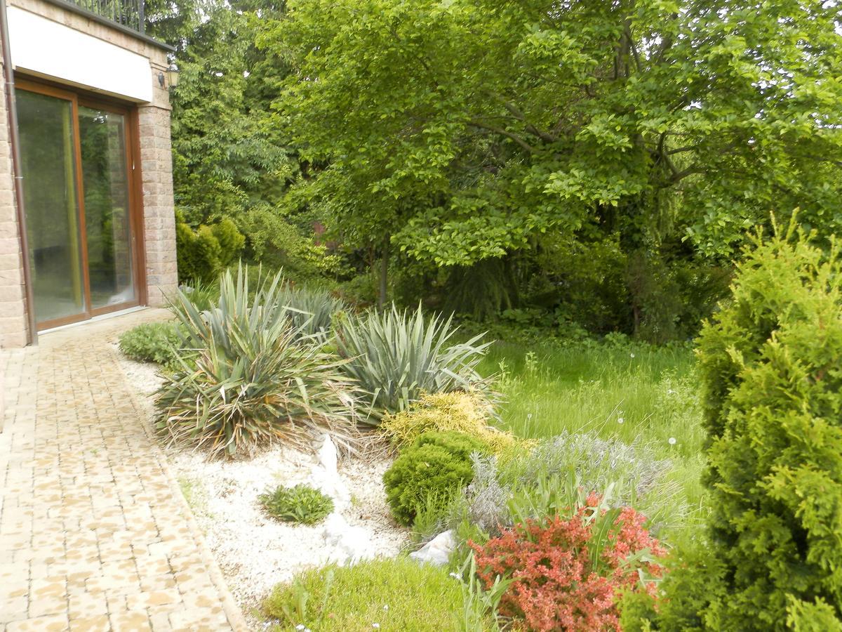 Nagyret Panzio Eger Bed and Breakfast Buitenkant foto