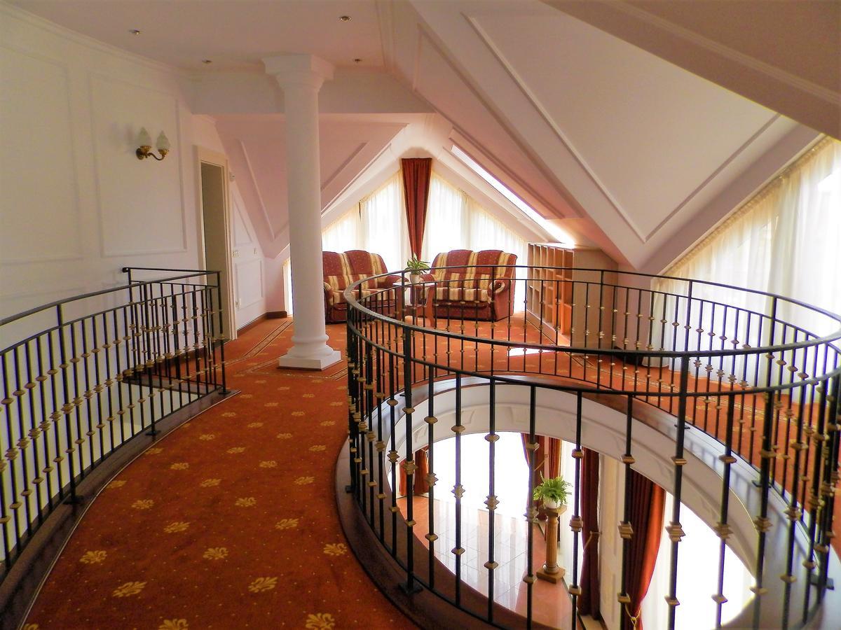 Nagyret Panzio Eger Bed and Breakfast Buitenkant foto