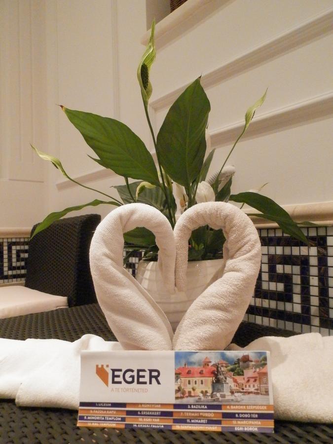 Nagyret Panzio Eger Bed and Breakfast Buitenkant foto