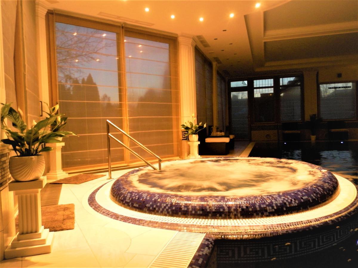 Nagyret Panzio Eger Bed and Breakfast Buitenkant foto